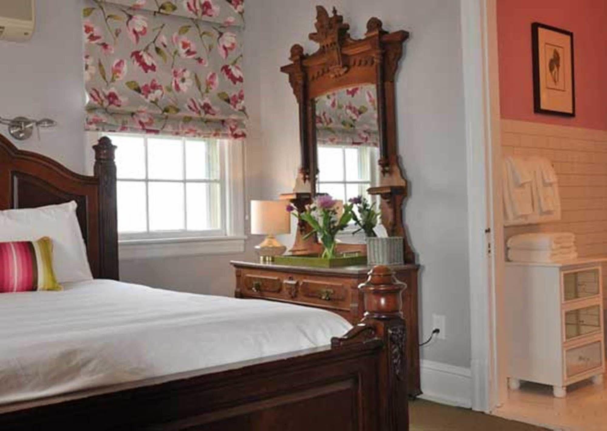 Peter Shields Inn & Restaurant Cape May Eksteriør billede