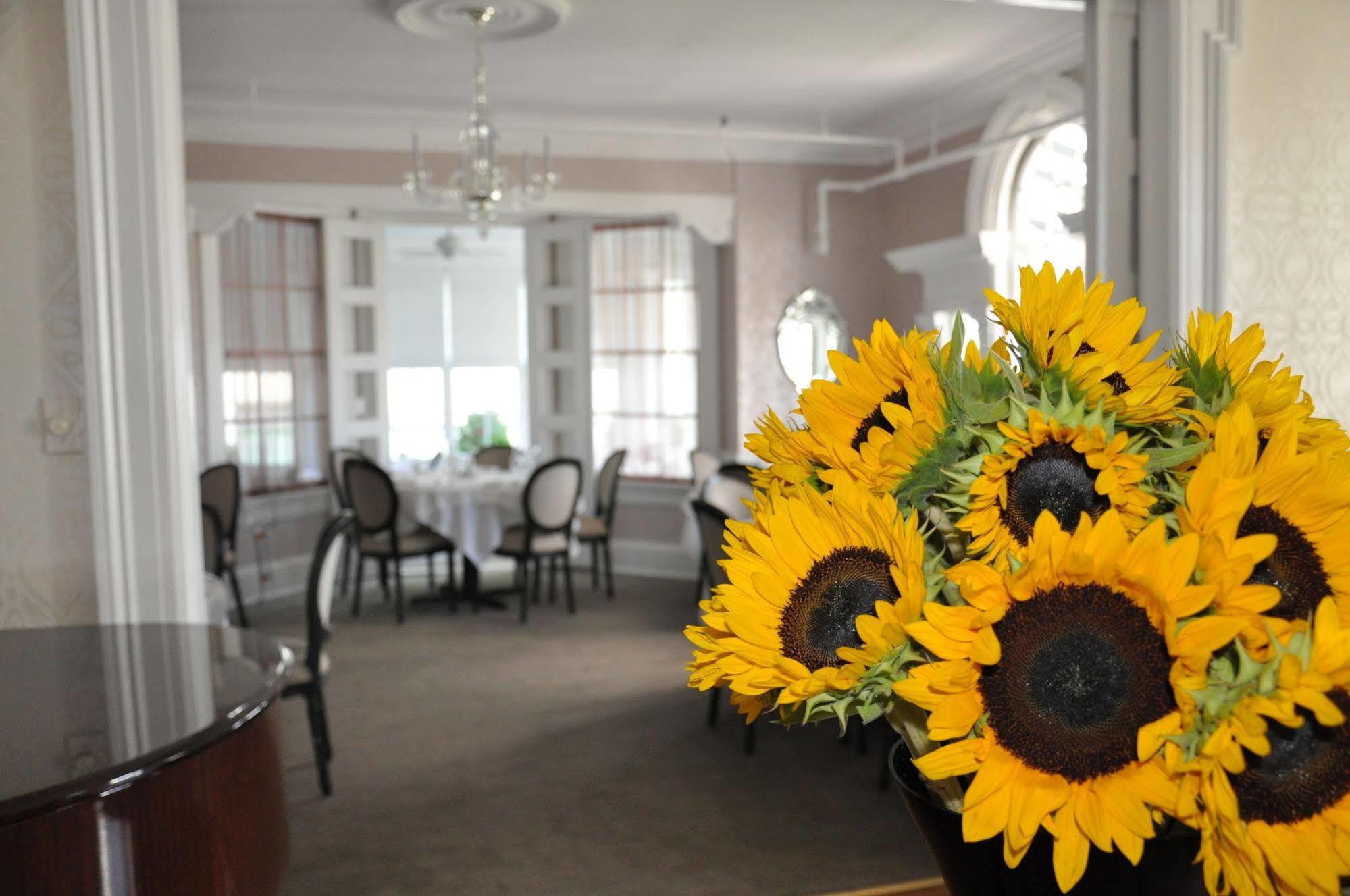 Peter Shields Inn & Restaurant Cape May Eksteriør billede